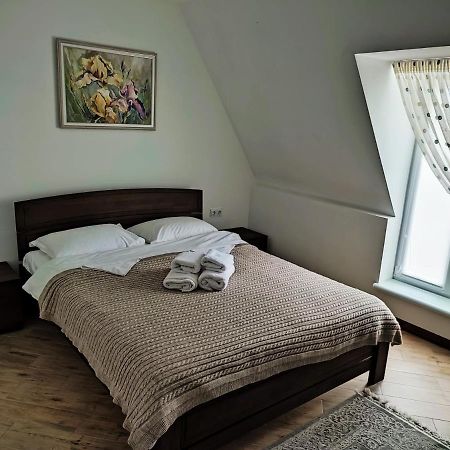 Готель-Ресторан "Олеся" Berehove  Extérieur photo