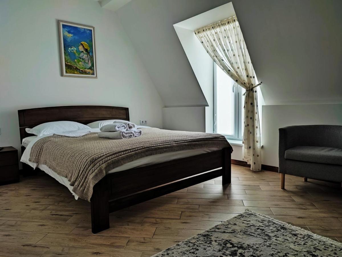 Готель-Ресторан "Олеся" Berehove  Extérieur photo
