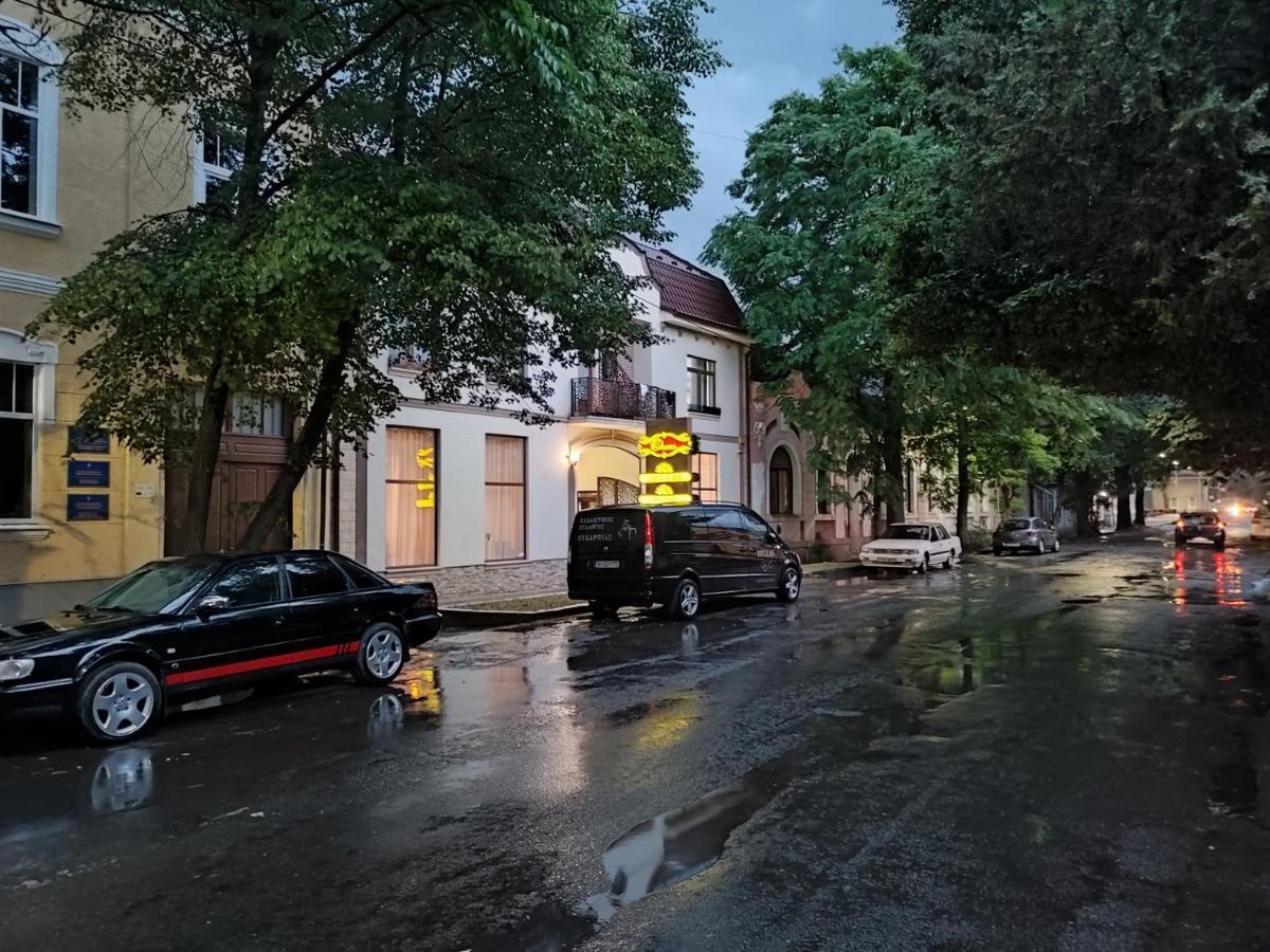 Готель-Ресторан "Олеся" Berehove  Extérieur photo