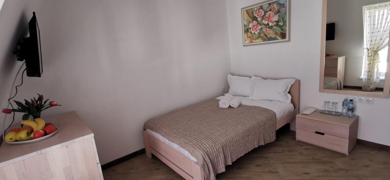 Готель-Ресторан "Олеся" Berehove  Extérieur photo